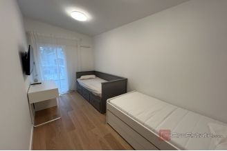 017 2035 333 Split Mertojak Modern two bedroom apartment for rent