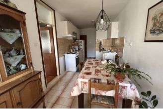011 2035 334 Split Blatine Comfortable three bedroom apartment for sale
