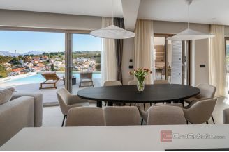 018 2022 482 Brac Modern villa with pool and a sea view for sale