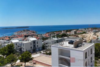 001 5473 30a primosten two bedroom apartment with pool for sale