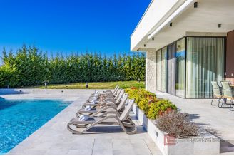 019 2053 33 Novigrad Exclusive modern villa with sea view and a private wellness oasis sale