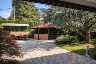 020 2053 32 Zagreb Luxury villa with pool for rent