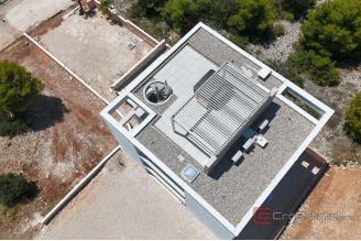 012 5473 30c primosten modern penthouse with a sea view for sale