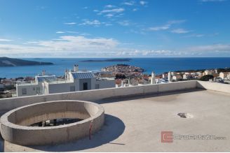 012 5473 30c Primosten Penthouse with a sea view for sale