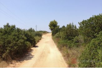 003 5475 30 Hvar Agricultural land near the sea for sale