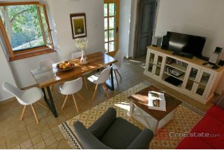 013 2016 691 island brac authentic stone villa with sea view for sale