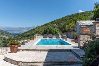 013 2016 691 island brac authentic stone villa with sea view for sale