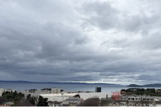 013 2056 05 Split Gripe Modern two bedroom apartment for sale