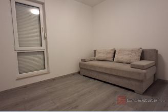 001 2031 232 Split Mejasi Commercial space in a great location for rent