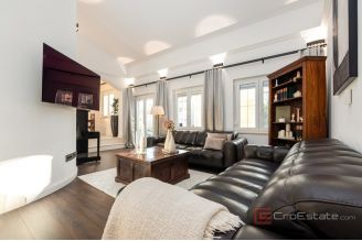 018 2046 185 Zadar Modern villa in a quiet location for rent