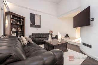 018 2046 185 Zadar Modern villa in a quiet location for rent