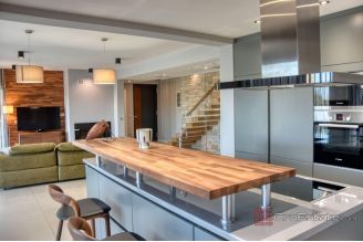 017  5477 30 Porec Modern villa with swimming pool for sale