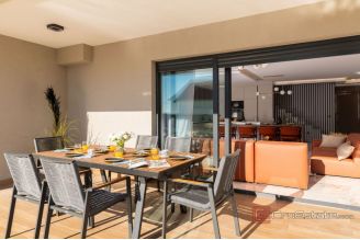 020 2057 15 Kastela New construction villa with pool and a sea view for rent