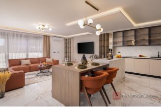 020 2057 16 Kastela Luxury villa with pool and a sea view for rent