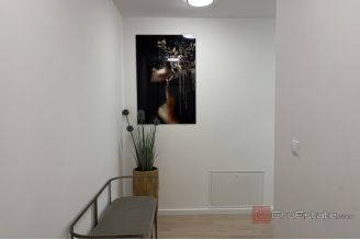 019 2035 339 Zagreb Modern apartment with parking for rent