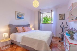 008 2052 105 podstrana two bedroom apartment with sea view for sale