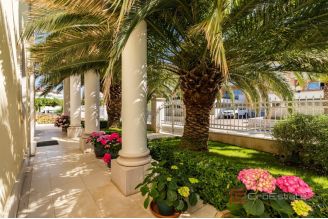 020 2022 480 umag exclusive luxury villa first row to the sea for sale