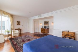 020 2022 480 umag exclusive luxury villa first row to the sea for sale