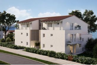 015 2053 36b Novi Vinodolski Spacious two bedroom apartment in the first row to the sea for sale