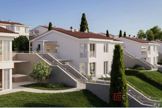 001 2053 36e Novi Vinodolski Penthouse in the first row to the sea for sale