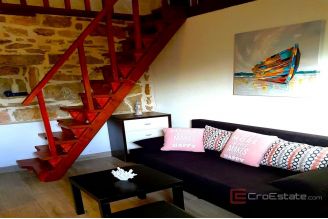 017 2021 112 island drvenik stone house for sale