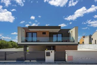 016 2053 38 near pula luxury modern villa near the sea for sale