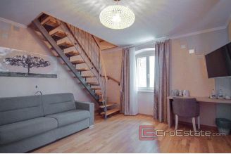 008 2057 19 Kaštel Stari Boutique Hotel in popular tourist location for sale