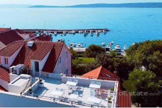 008 2057 19 Kaštel Stari Boutique Hotel in popular tourist location for sale