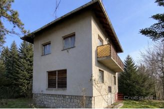 005 1030 15 Zagreb House for renovation in a prestigious location for sale
