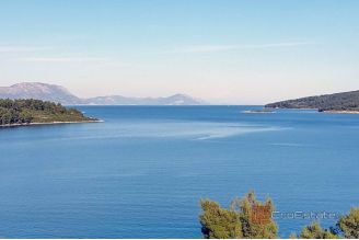 020 2013 252 Korcula villa 1st row sea front