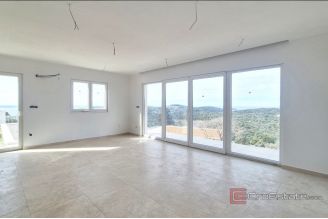 009 2047 121 rogoznica house with pool and sea view for sale