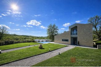 016 2053 40 Pazin Exclusive villa with private pool and garden for sale