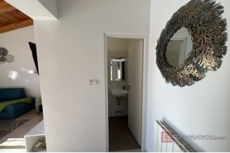 016 2053 40 Pazin Exclusive villa with private pool and garden for sale