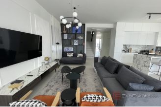 020 2035 341 Ciovo Luxury villa with panoramic sea view for rent