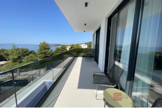 020 2035 341 Ciovo Luxury villa with panoramic sea view for rent