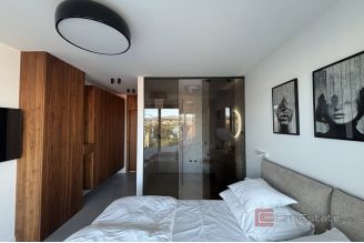 020 2035 342 Ciovo Exclusive villa with pool and sea view for sale