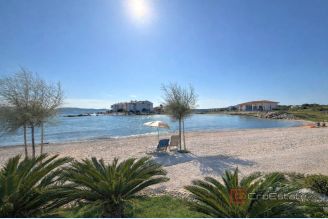 001 2043 203 near zadar exclusive penthouse with roof terrace and pool for sale