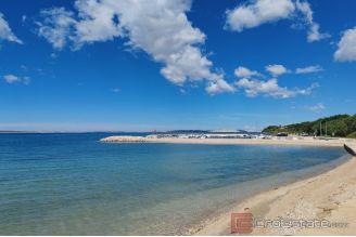 006 5482 30 Zadar area land with building permit and sea view for sale