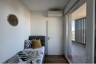 017 2035 345 Trogir Two bedroom penthouse with sea view for sale