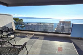 001 2048 57 podstrana luxury apartment near the sea for rent