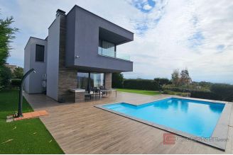 015 1023 64 Krk Luxury villa with pool and sea view for sale