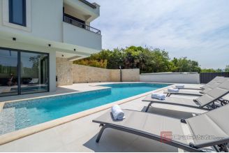 015 1023 65 Krk modern house with pool and sea view for sale