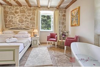 020 2052 111 Cavtat luxury stone villa in the heart of the old town for sale