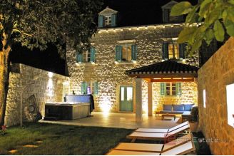020 2052 111 Cavtat luxury stone villa in the heart of the old town for sale