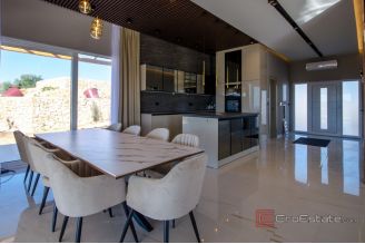 019 2022 477 rogoznica villa with panoramic views for sale