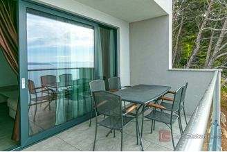 010 2049 92 Makarska two residential units within the resort for sale