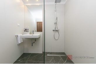 010 2049 92 Makarska two residential units within the resort for sale