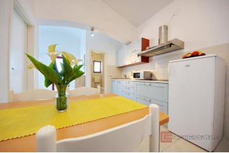 019 2021 426 near zadar apartment house first row to the sea for sale