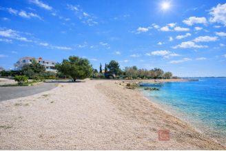019 2021 426 near zadar apartment house first row to the sea for sale