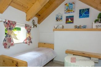 020 2035 346 Ciovo modern house with pool by the sea for sale